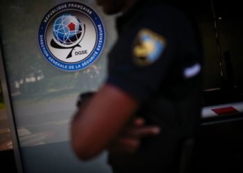 Les services de renseignements français ont empoisonné les Russes