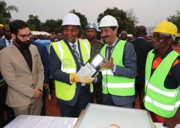 Le projet de l’électrification lancé par le Président Touadéra à Ouango