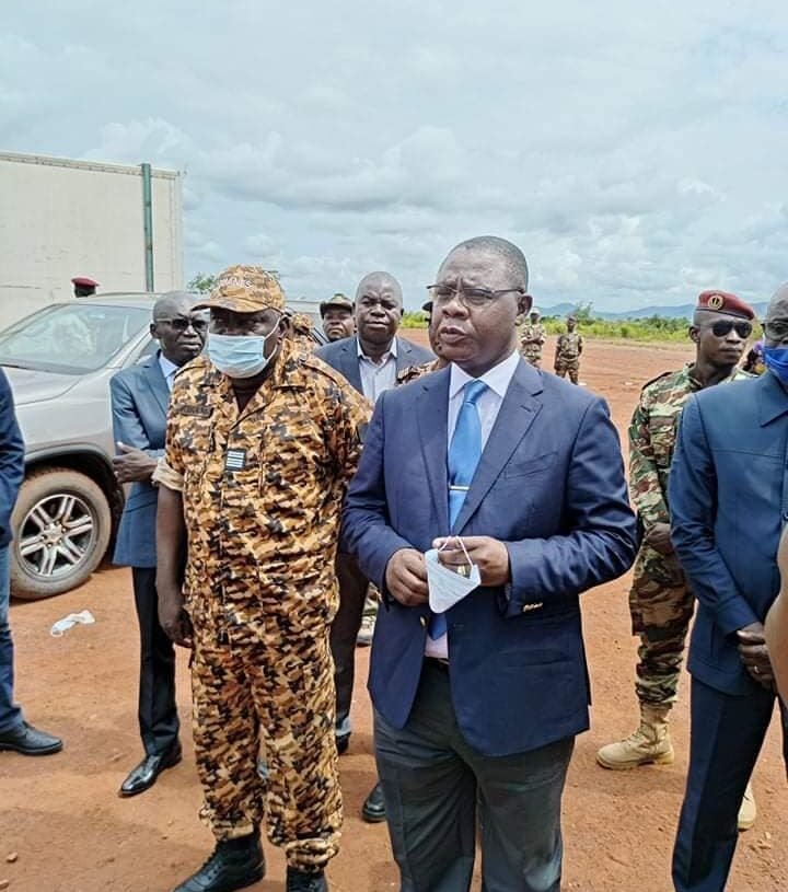 Visite inopinée du ministre des finances et du budget a la direction régionale n°1 des douanes du PK 26 en chantier