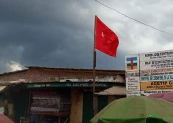 Le drapeau turc a remplacé celui de la FRANCE au KM5