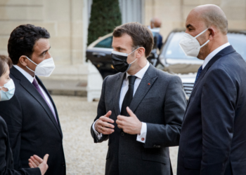 La France reconnaît ses fautes en Afrique