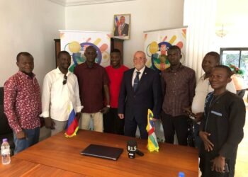 Rencontre d&rsquo;Alexandre Ivanov avec des journalistes à Bangui