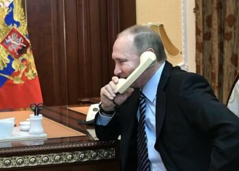 Vladimir Poutine a félicité par téléphone le Président Touadéra à l&rsquo;occasion de la Fête nationale