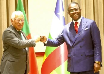 Le Premier Ministre centrafricain a reçu son homologue portugais ce lundi 20 décembre 2021