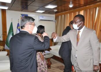 Henri-Marie Dondra a reçu en audience l&rsquo;Ambassadeur de la Chine Chen Dong