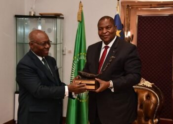 Le président Touadera a accorde une audience a monsieur à Charles Binam Bikoi