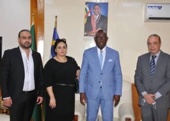 Le Premier Ministre Félix Moloua a reçu en audience une mission médicale de Tunisie