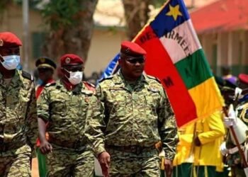 « Il est temps pour nous aujourd’hui de faire de notre armée, une armée pluriethnique, apolitique, disciplinée et de garnison »