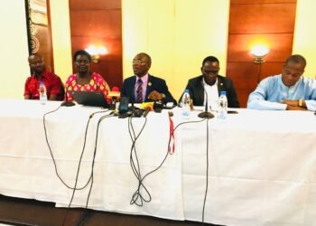 Une conférence de presse consacrée à la modification de la Constitution a eu lieu à l&rsquo;hôtel Ledger