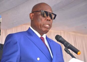 Le Premier Ministre Felix Moloua lance les activités du Mois du Travail