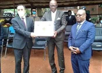 Coopération entre la RCA et la Chine : don de 200 valises médicales et signature d&rsquo;un accord pour établir un mécanisme de partenariat pour les hôpitaux