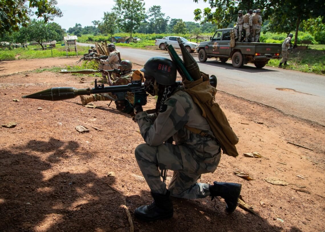 L’armée nationale se renforce et protège avec succès les civils