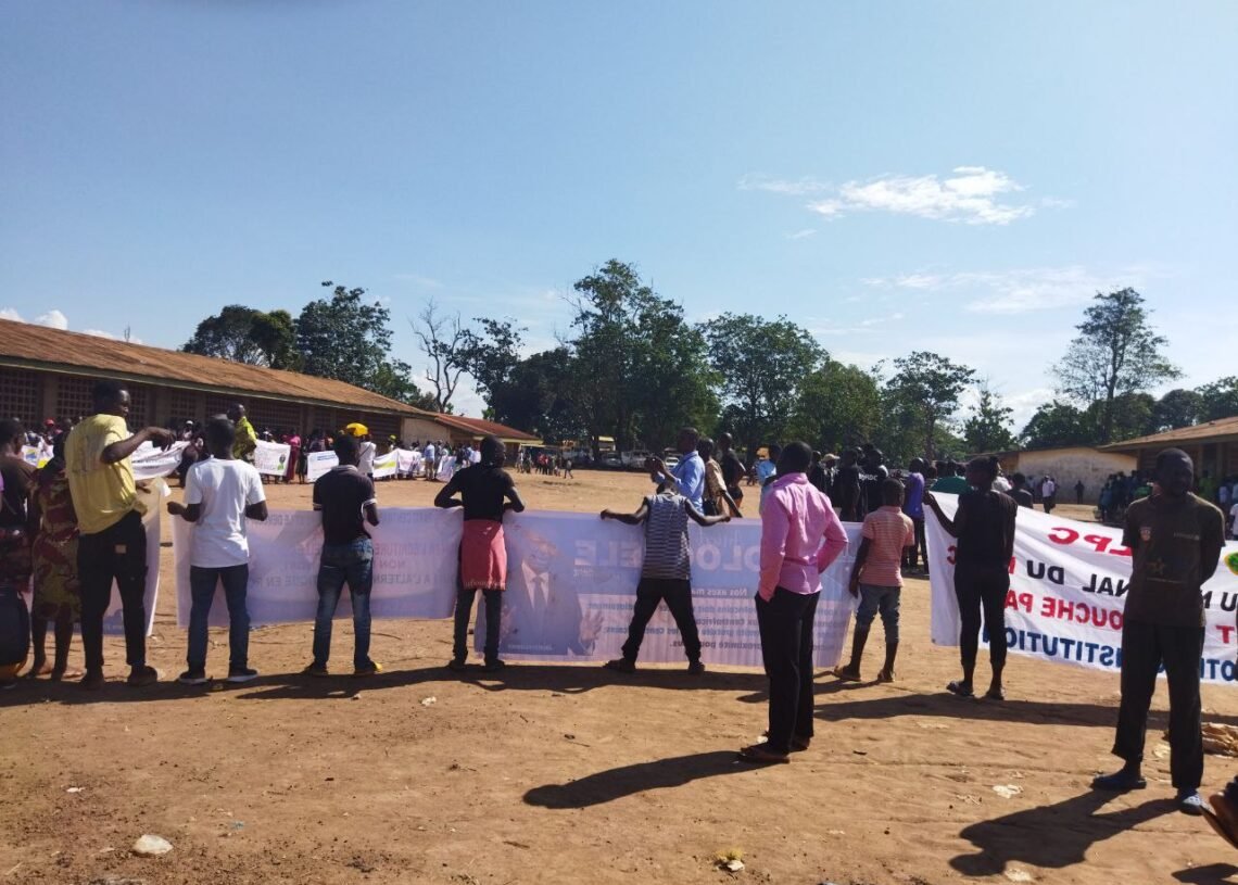 Le meeting du BRDC contre la nouvelle Constitution était encore un fiasco