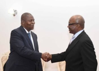 Le Président Faustin Archange TOUADERA et le Représentant de l’Union Africaine en RCA Mathias MATONDO ont discuté pourquoi le Tchad n&rsquo;extrade pas les dirigeants de la CPC