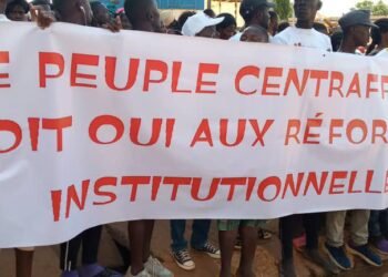 Les citoyens centrafricains exigent un amendement constitutionnel en présence du président Touadera