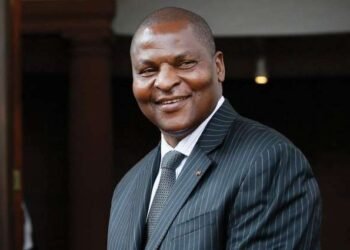 Le gouvernement a démenti les informations sur les problèmes de santé du Président Touadera publiées par Corbeau News Centrafrique