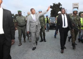 Le président Touadera en visite de terrain sur les chantiers routiers de Bangui