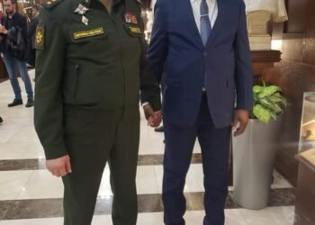 Le Premier ministre Moloua multiplie ses réunions lors de sa visite de travail en Russie