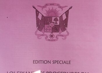 Le président de la RCA Faustin Archange Touadera promulgue la loi sur les procédures du référendum