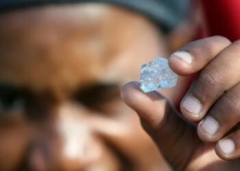 La Russie décide d&rsquo;aider la République centrafricaine à exporter des diamants