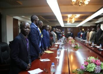 Dialogue entre le Président de la République et les responsables syndicaux