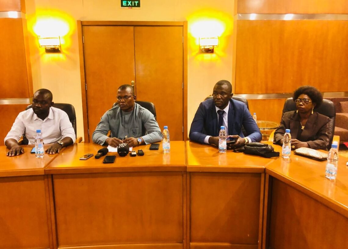 Les plateformes sociales centrafricaines unies contre l’embargo