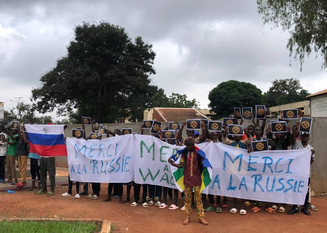 Le président Touadera est à la tête d’une délégation de travail en Russie pour participer au sommet Russie-Afrique