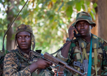 L&rsquo;armée nationale renforce sa confiance dans le chef suprême du pays