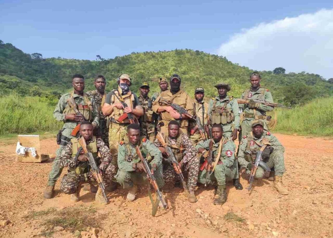 Des instructeurs russes en RCA améliorent les compétences des FACA