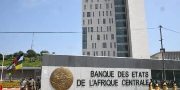 Le Président de la République ouvre les portes du nouveau bâtiment de la Banque des Etats de l&rsquo;Afrique Centrale à Bangui