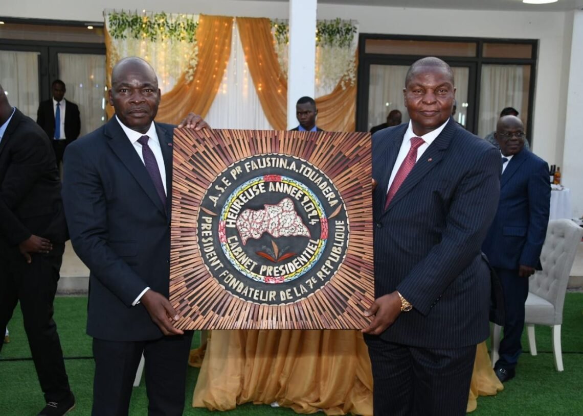 Allocution de Faustin Archange Touadera à l’occasion de la présentation des vœux de Nouvel An du Cabinet et du personnel de la Présidence de la République