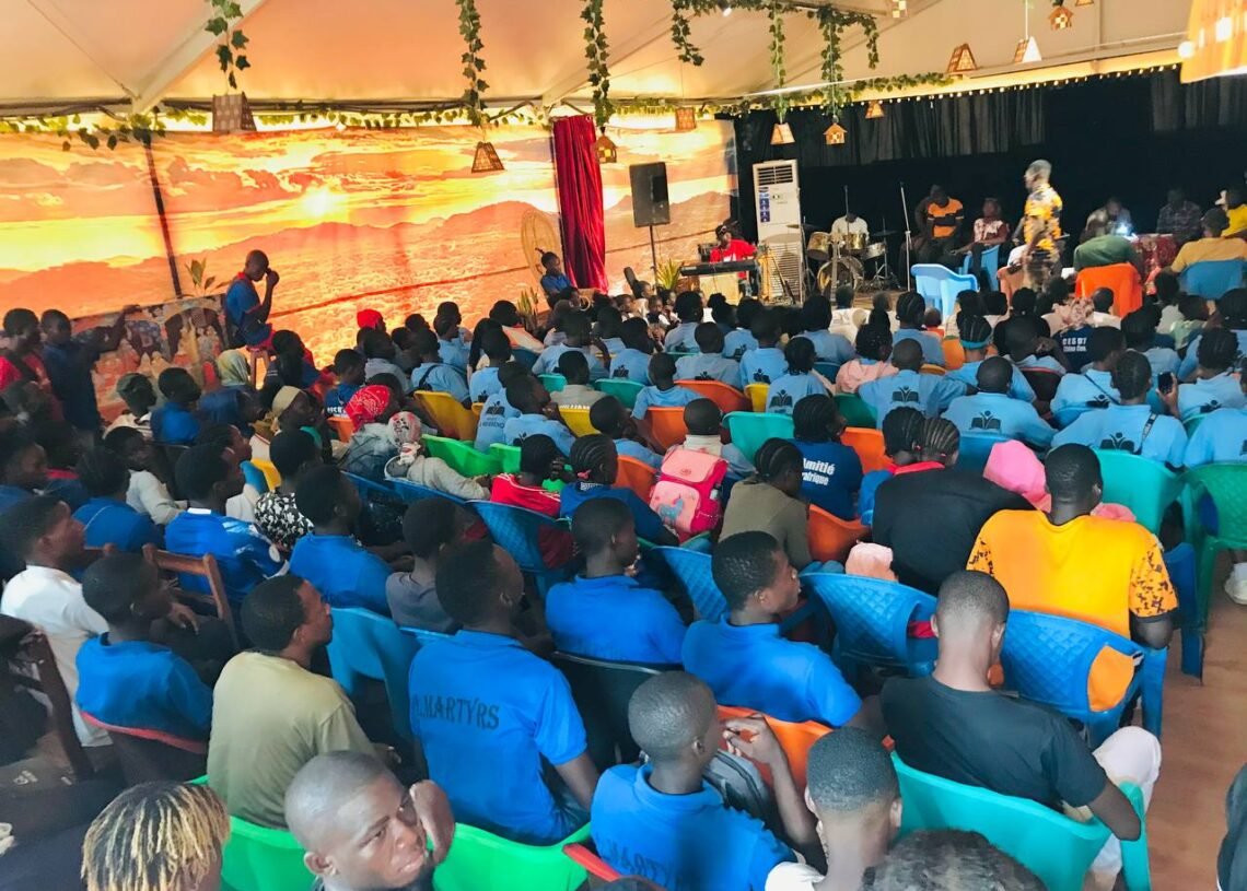 Le centre culturel russe a abrité le lancement officiel du festival international « SLAM D’ICI »