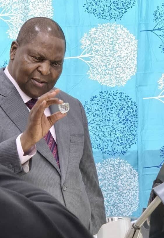 Un diamant de 177,95 carats a été découvert en RCA