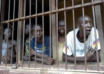 Un décret présidentiel libère 400 prisonniers de la prison de Bangui
