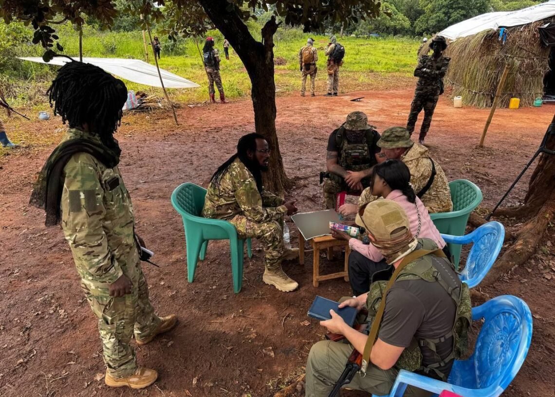 Un grand pas vers la paix a été franchi à Maluma : 570 hommes procédent volontairement au désarmement progressif