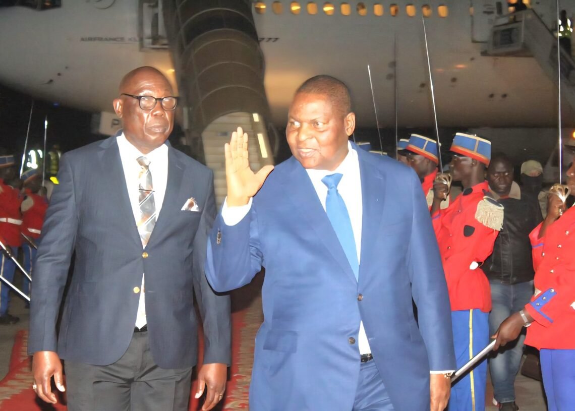 Le Président Touadéra est retourné à Bangui après avoir participé au Sommet mondial de GAVI à Bruxelles