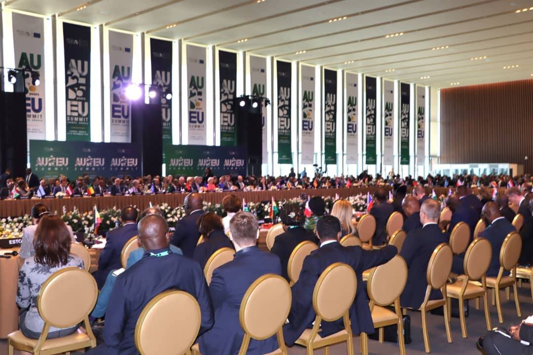 Le Président Touadéra participe au 7e sommet UE-UA en Angola