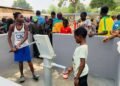 Le gouvernement centrafricain, en partenariat avec la Russie, continue de voler au secours des populations des quartiers périphériques de Bangui, en leur fournissant de l’eau potable