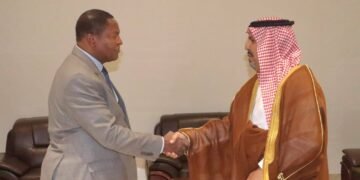 Le Président TOUADÉRA a reçu en audience le vice-ministre des Affaires étrangères du Royaume d’Arabie saoudite