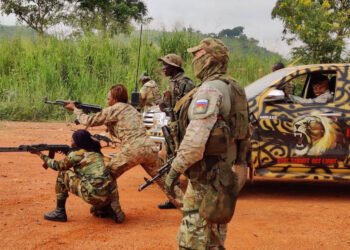 La coopération enrichissante entre les FACA et les instructeurs russes