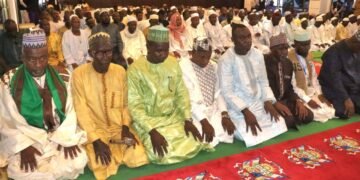 Les musulmans ont rompu le jeûne du Ramadan au Palais de la Renaissance