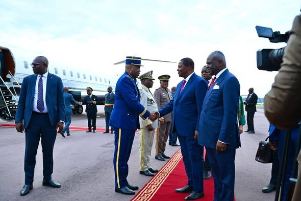 Arrivée du Président Touadéra à Brazzaville pour l’investiture du Président Denis Sassou Nguesso